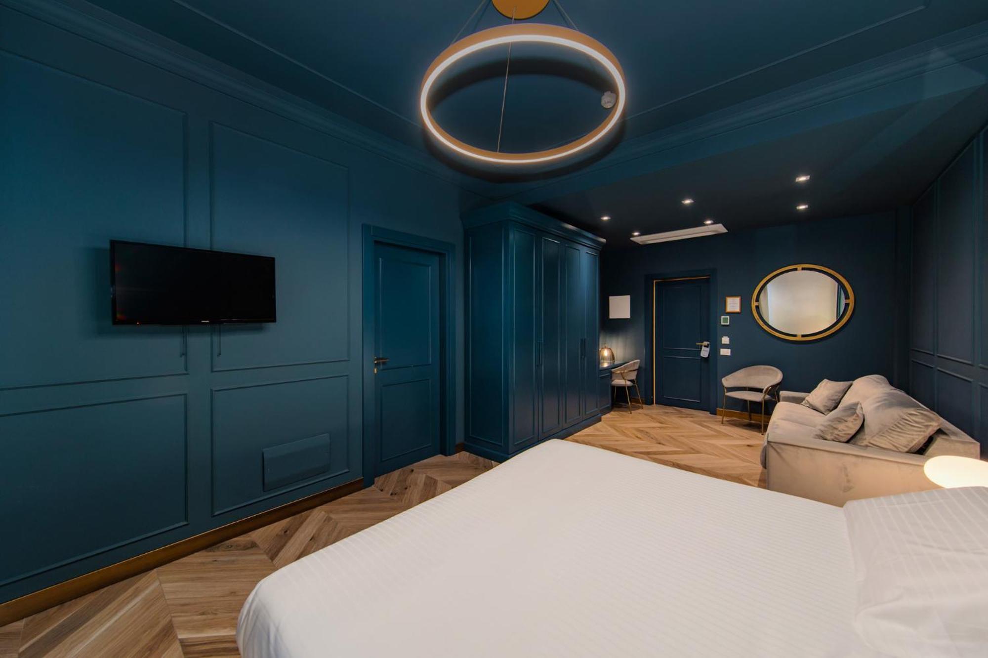 Ophelia Hotel Cazzago San Martino Экстерьер фото
