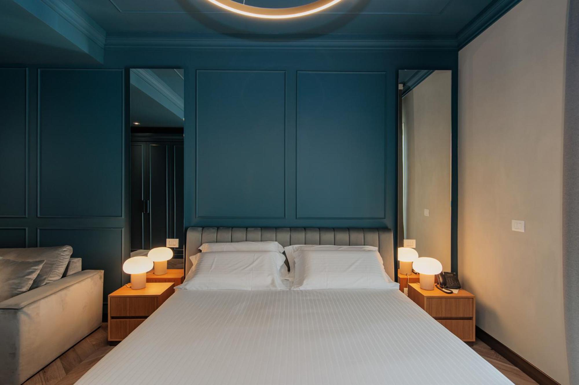 Ophelia Hotel Cazzago San Martino Экстерьер фото