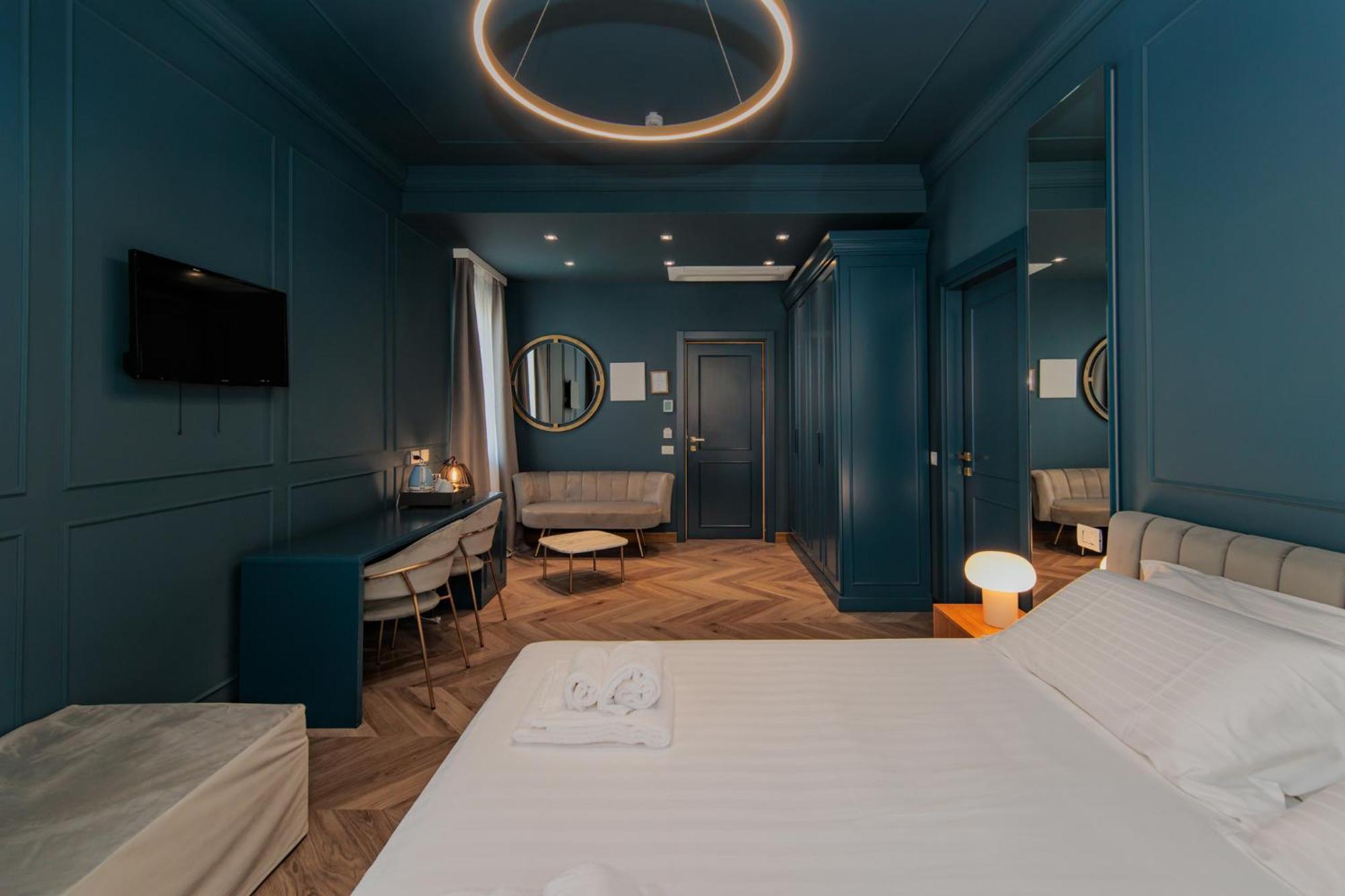 Ophelia Hotel Cazzago San Martino Экстерьер фото