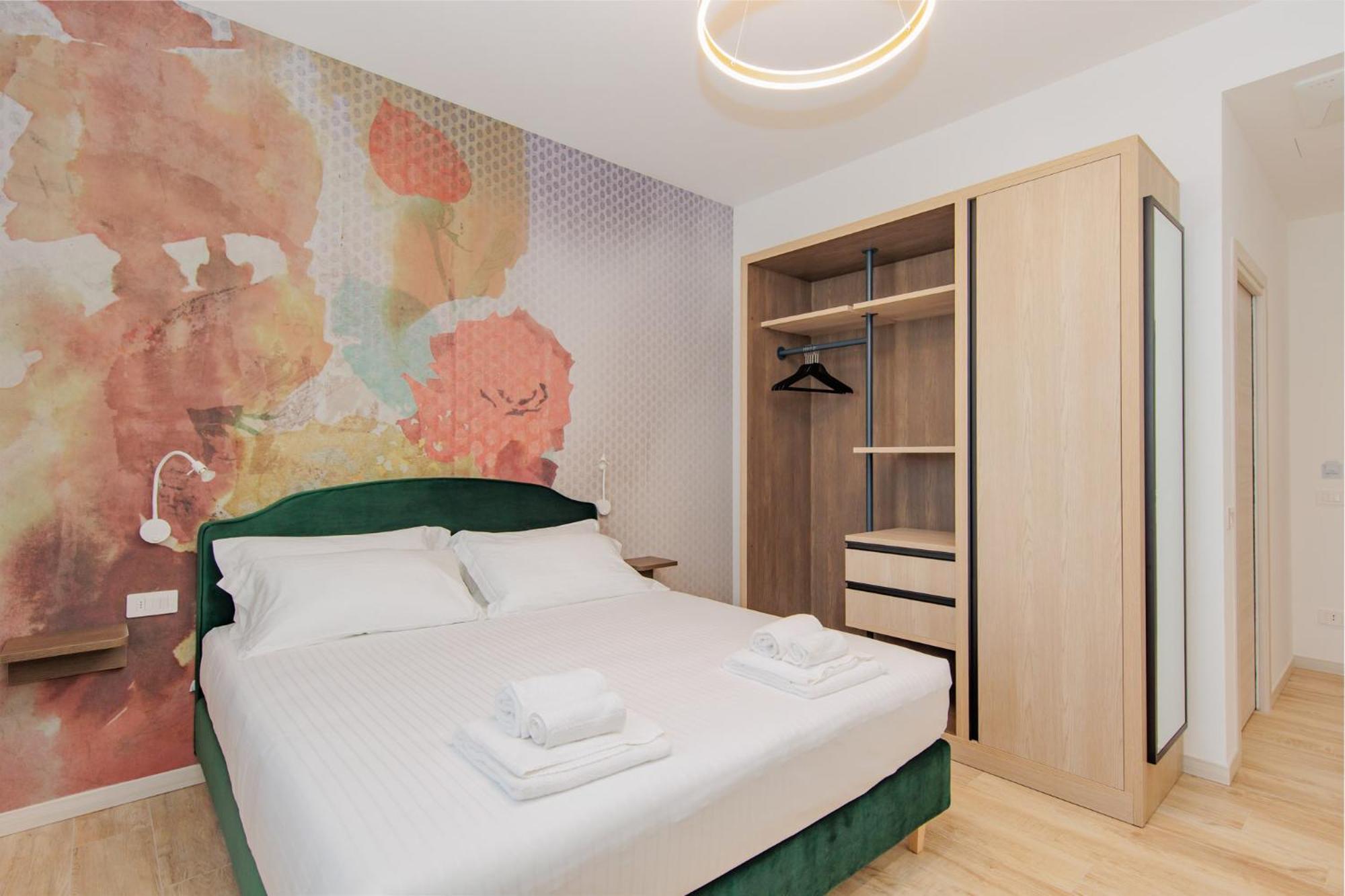 Ophelia Hotel Cazzago San Martino Экстерьер фото